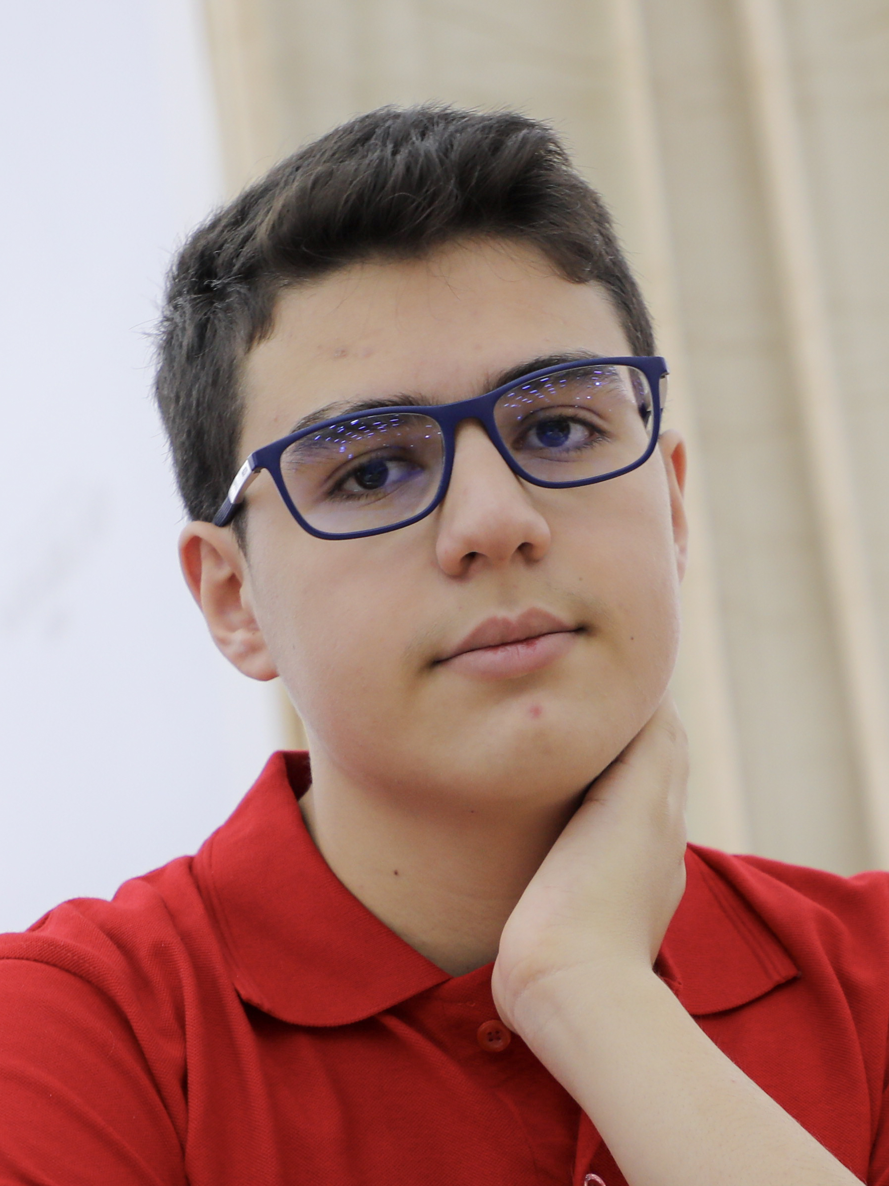 Yağız Kaan Erdoğmuş, primer tablero de Turquía, durante la Olimpiada de Ajedrez de 2026